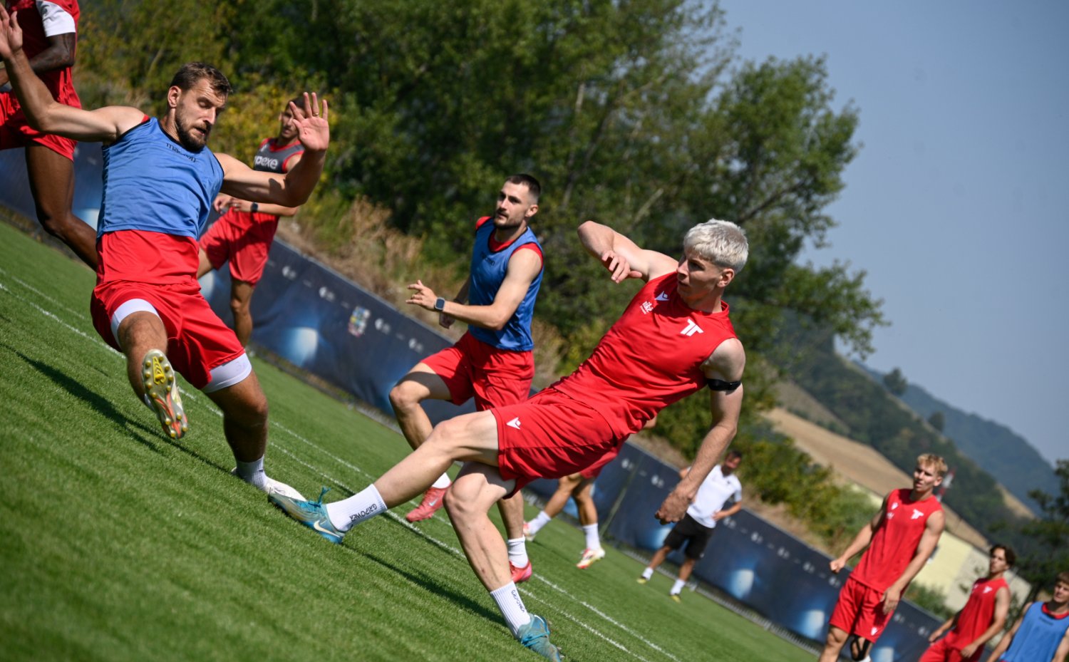 Preview | Po �vodnej rem�ze vycestujeme do Ko��c