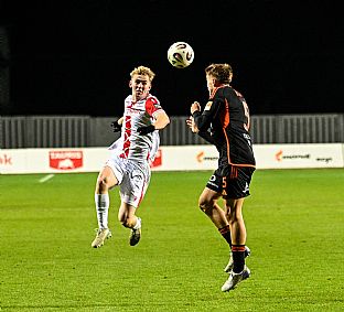  autor: Martin Kramsk�