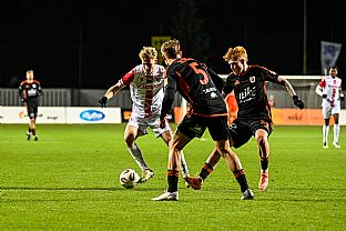  autor: Martin Kramsk�