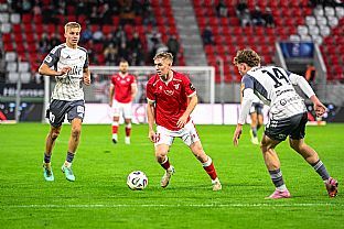  autor: Martin Kramsk�