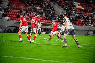  autor: Martin Kramsk�