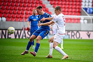  autor: Martin Kramsk�